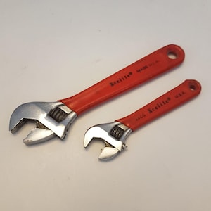 Excelite Adjustable Wrench Set – 6.5" & 4.5" Rubber Grip Hand Tools