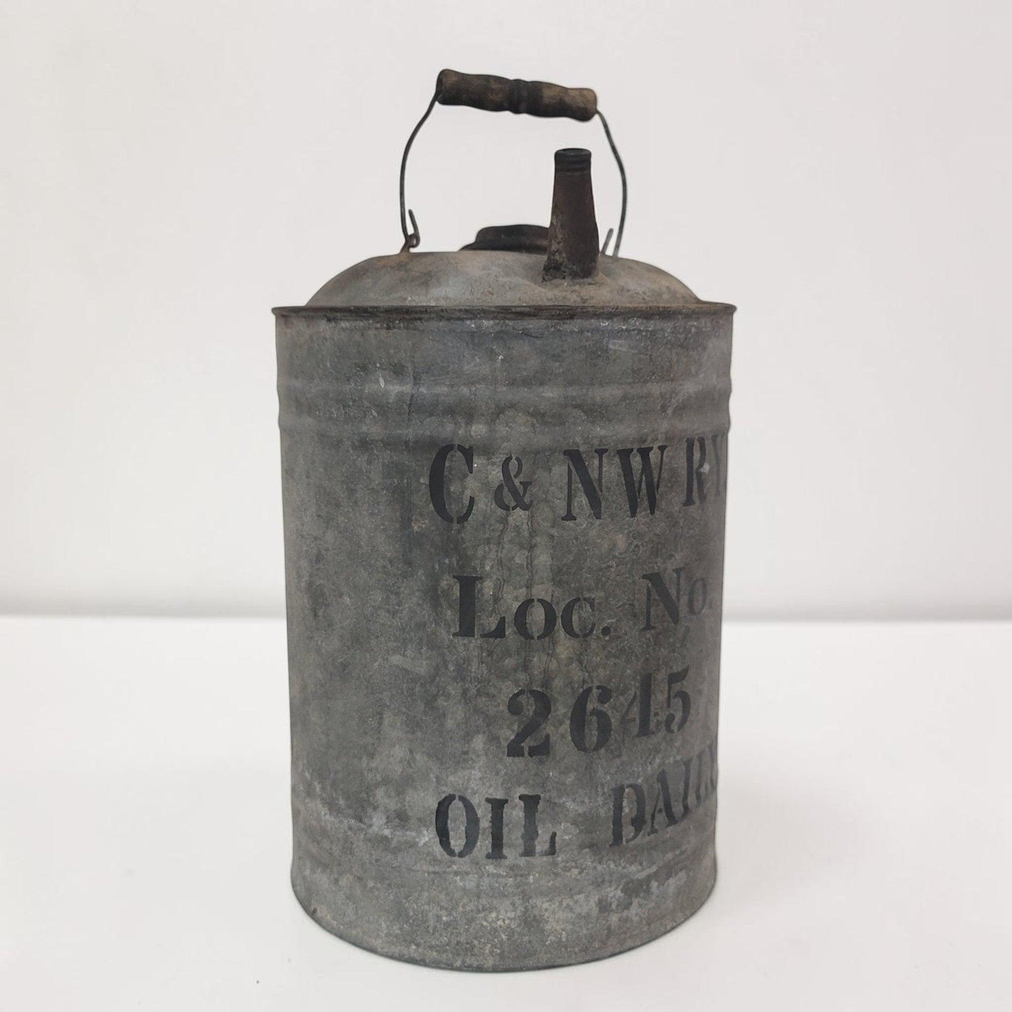 Chicago & Northwestern Railway Oil Can – Vintage Railroad