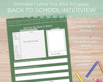 Può includere: Un foglio di intervista di ritorno a scuola verde stampabile in formato A4. Il foglio include richieste per il nome, l'età e i preferiti dello studente, con spazio per una foto. Il testo recita "Festeggia il loro primo giorno di scuola!"
