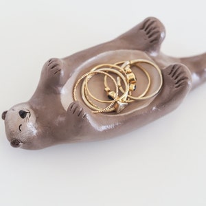 Otter ring holder Significant otter Otter gift Otter jewelry dish Otter birthday gift Otter figurine Otter ornament Gifts for her image 1