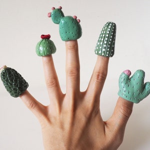 Miniature cactus set of 5 - Collectible thimbles - Cactus garden decor - Cactus favors -Clay mini cactus -Small cactus  - Fairy garden decor