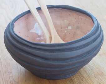 Ceramic salad bowl | Handmade ceramic bowl | Stoneware bowl | Handmade ceramics | Textured ceramic bowl | Black salad bowl | Modern pottery