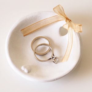 Wedding ring holder Ring bearer pillow alternative Clay ring dish White wedding decor Anniversary present Clay wedding ring dish Gold string