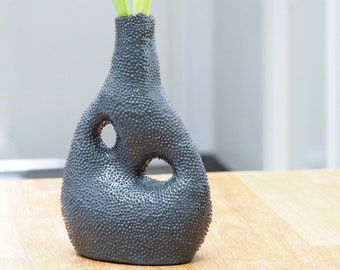 Modern ceramic vase | Textured vase | Handmade vase | Contemporary ceramics | Flower vase | Stoneware vase | Handmade ceramic vase | Gift