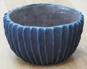 Handmade ceramic bowl | Ceramic salad bowl | Textured ceramic bowl | Stoneware bowl | Serving bowl | Handmade ceramics | Modern ceramic dish