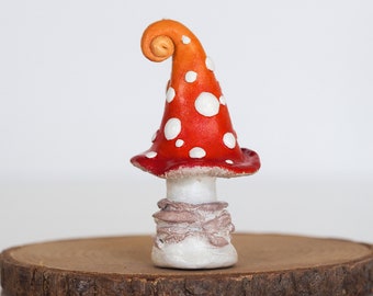Mushroom art - Mushroom decor - Mushroom ornament - Fairy garden accessory - Woodland decor - Clay mushroom figurine - Mushroom yard decor