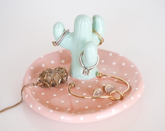 Cactus ring holder - Jewelry organizer - Cactus jewelry holder - Cactus art - Jewelry storage - Jewelry dish - Gift for her - Cactus decor