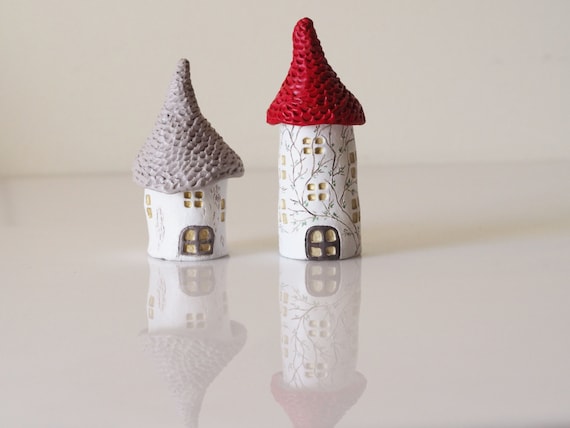 mini clay houses