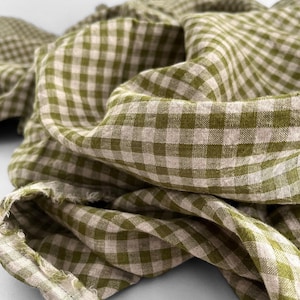Tejido de lino a cuadros verde musgo: lavado suave con certificación Oeko-Tex