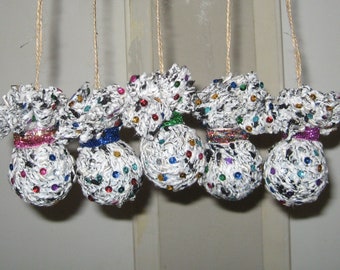 Handmade.New Year's Christmas Tree Ornaments. Lot of 5 balls