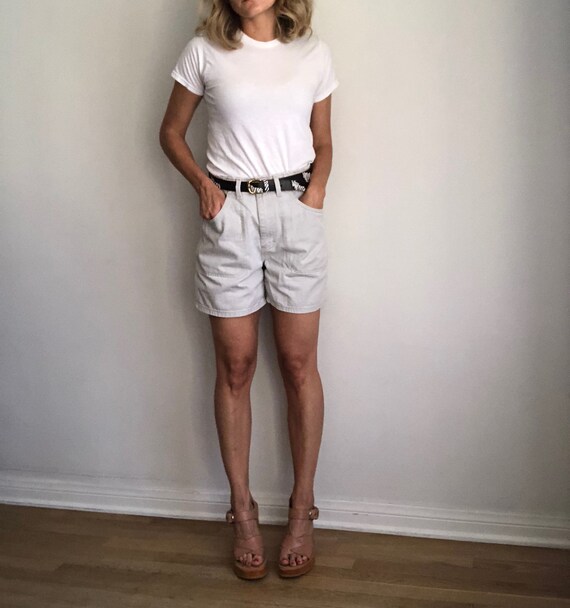 high waisted khaki shorts