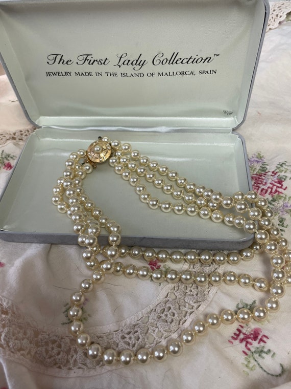 Vintage Mallorca Jewelry The First Lady Collectio… - image 1