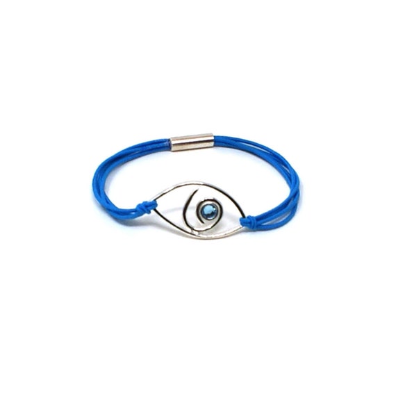 Swarovski Lucky Bracelet, 名牌, 飾物及配件- Carousell