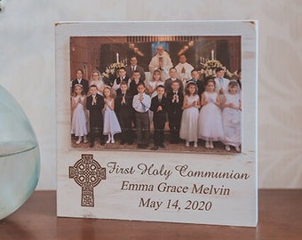 First Holy Communion Picture Frame-Religious Gifts-Personalize First Communion 4x6 Frame-Communion Sacrament-FREE SHIPPING -Etched In Time