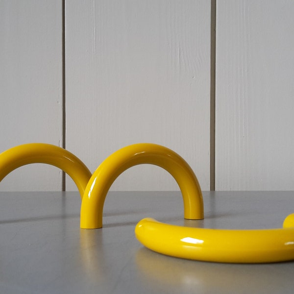 Vintage 1980s HEWI Furniture Handle for Drawer. Yellow Plastic Made in Germany. 80s Memphis Design Home Decor. Interior Kitchen Bathroom DIY