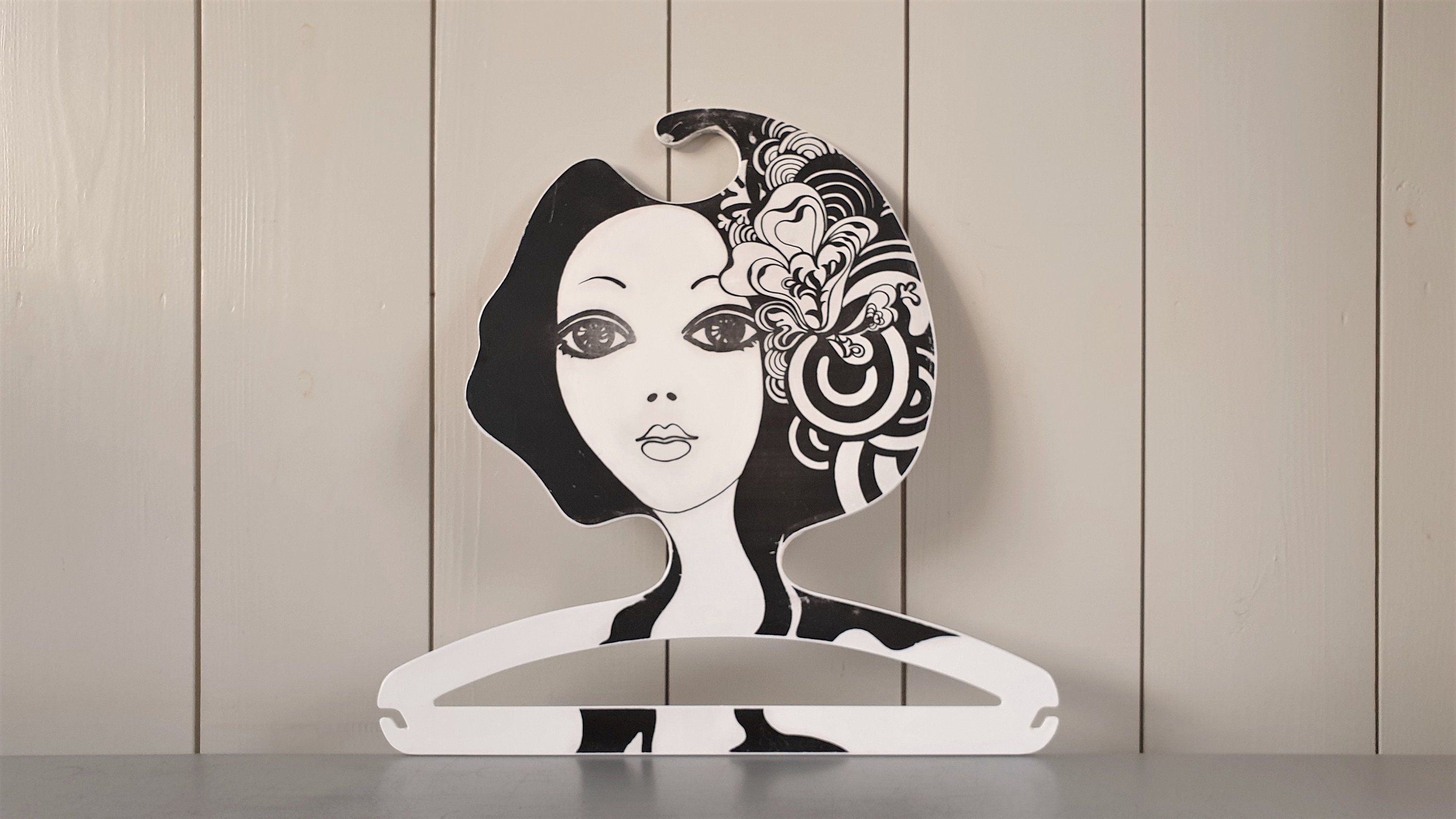 Twiggy, Purse Hanger for Table