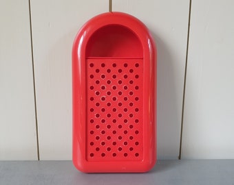  Pampered Chef, The Grate Container, #1278: Graters