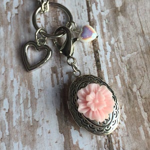 Little Girl Necklace, locket necklace, Mothers Day Gift, charm Necklace, locket, flower necklace, photo locket