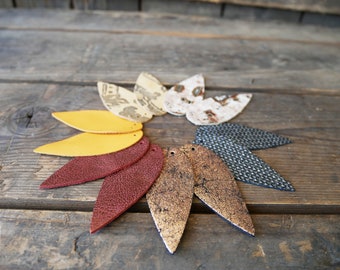 Pendientes de cuero-Pendientes de lágrima de cuero-2.5 "Pendientes precortados-DIY Craft Supplies 12 pares
