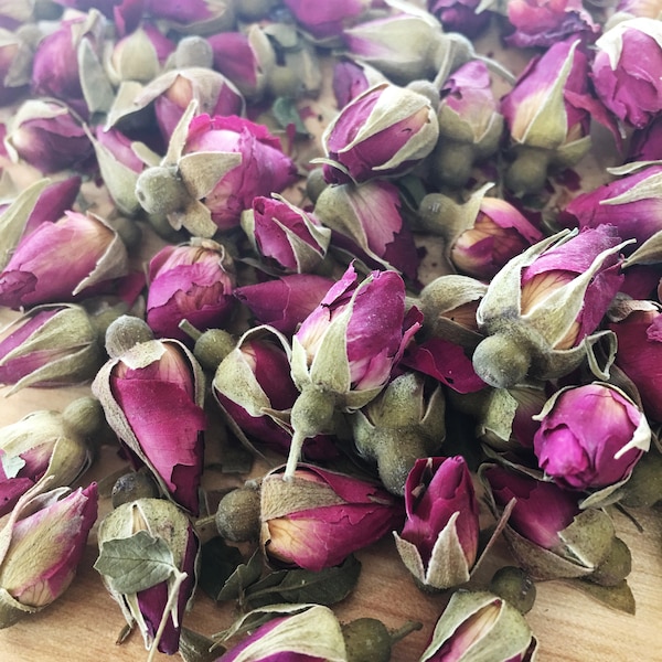 Miniature Baby Red Roses and Rose Buds | Dried mini Rose Buds | Bulk Herbs Dried Flowers | Dried Roses, Red Roses | Petite Roses