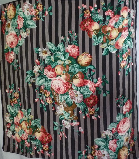 Echo floral  silk scarf 34x34"