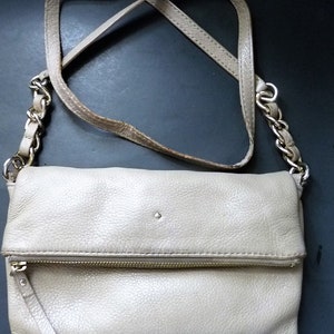 Kate Spade gray pebbled leather Cobble Hill Carson crossbody bag