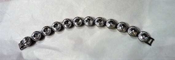 Henri Bendel Swarovski Crystals bracelet - image 3