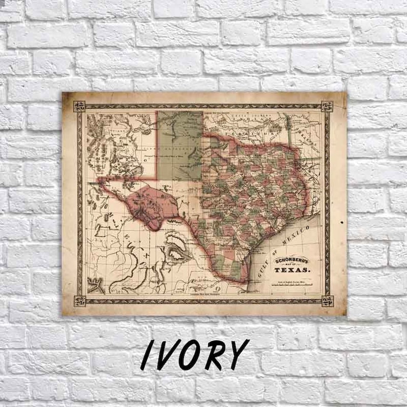 Op de afbeelding: Een antieke kaart van Texas, gedrukt in zwarte, rode en groene inkt op cr&egrave;mekleurig papier. De kaart toont de county's en belangrijkste steden van de staat. De titel van de kaart is "Schonberg's Map of Texas".