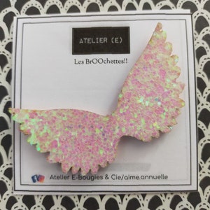 Brooch Wings Straws