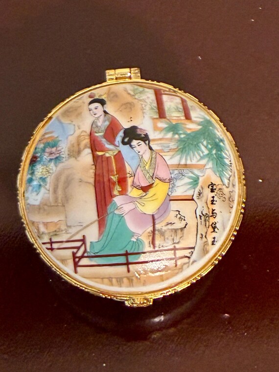 ヴィンテージ中国磁器小物入れ：手描きの芸者シーン - Etsy 日本