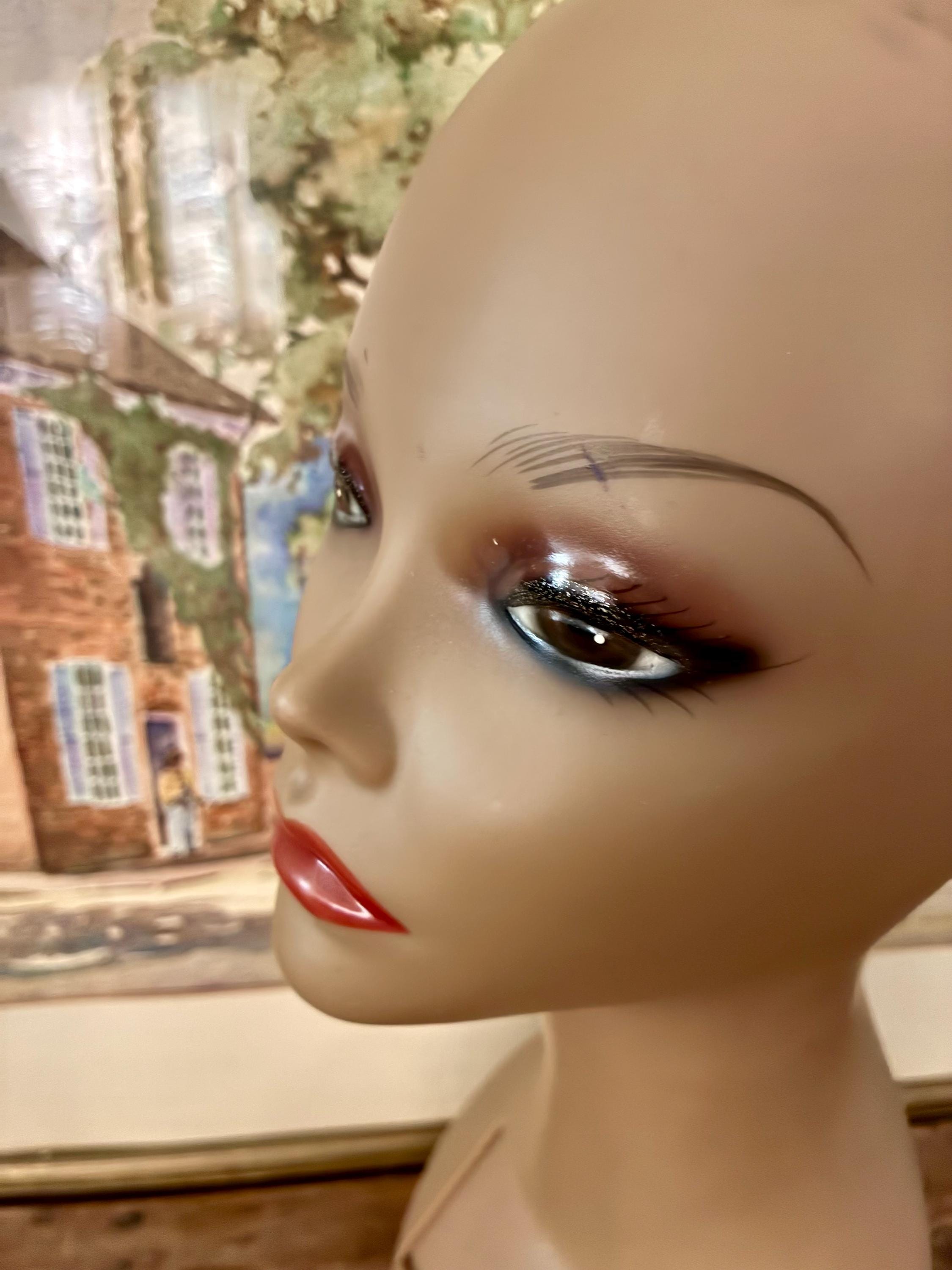 Vintage Zury Mannequin Head: 18