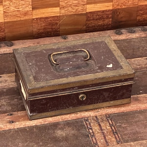 Vintage Metal Cash Box with Handle | Aged Patina Lock Box | Rustic Industrial Decor | Storage Organizer | 9.5”x6.5”x3.5”