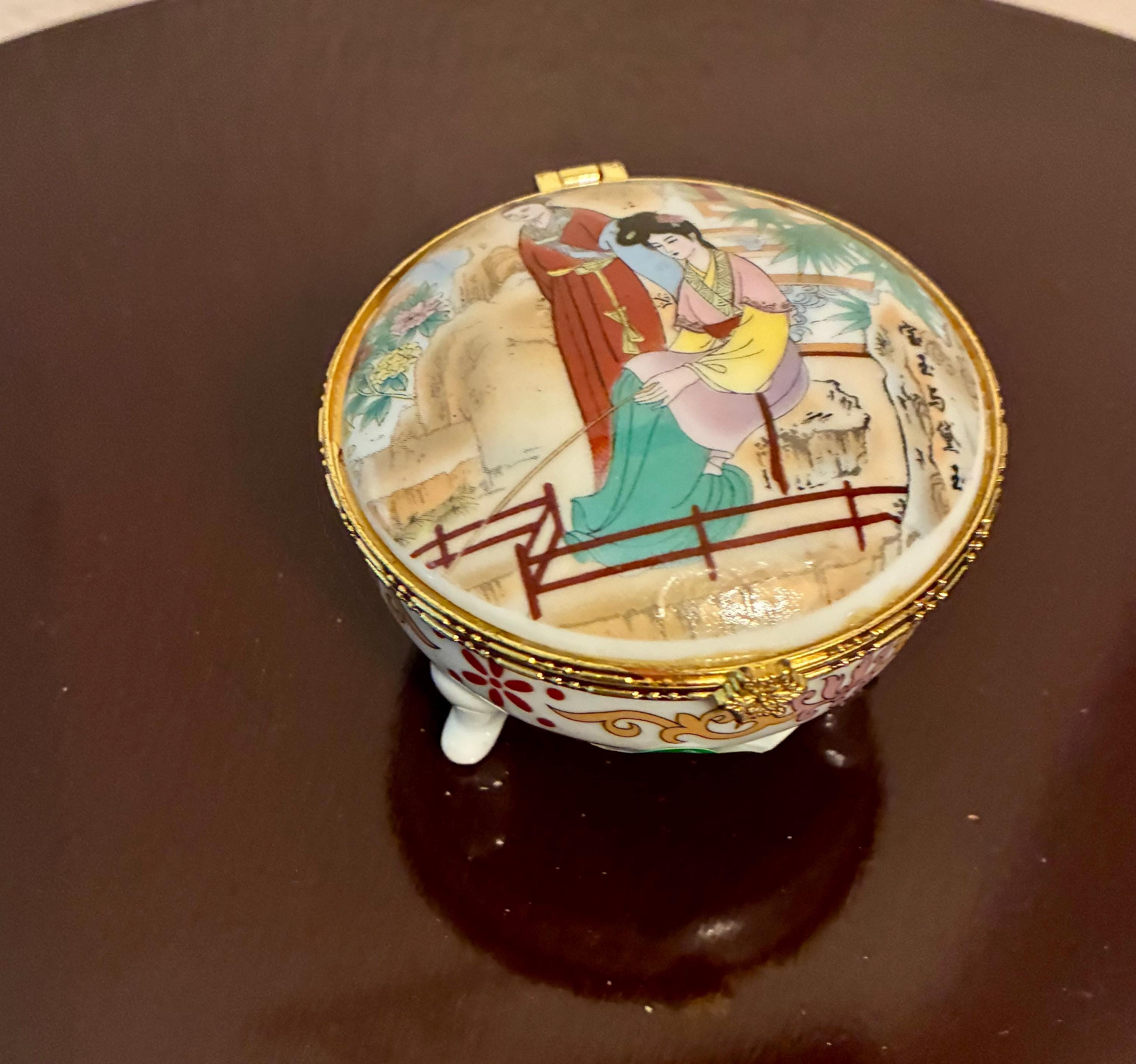 ヴィンテージ中国磁器小物入れ：手描きの芸者シーン - Etsy 日本