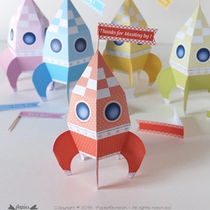 ロケットの記念品ボックス - 5 色バッチ - 宇宙パーティー 5 ギフトボックス、おやつボックス印刷可能