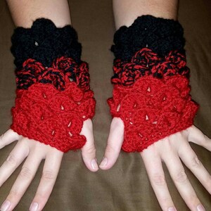 Dragon Scale Fingerless Gloves