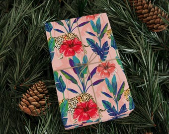Papel de regalo con temática de jungla: estampado floral vibrante y de guepardo - Ecológico