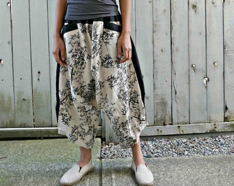 Grey/White Bamboo Leaves Samurai Pants (Unisex) Elastic Waist