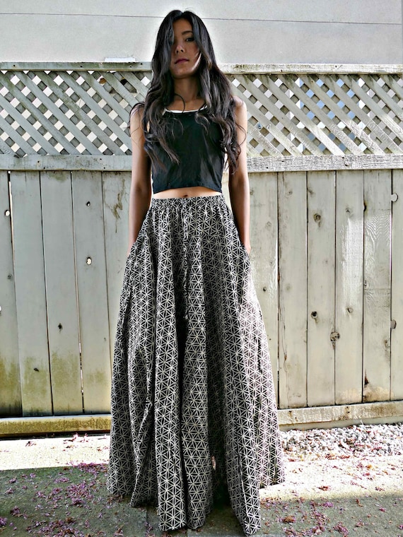 Long Black Skirts - Buy Long Black Skirts online at Best Prices in India |  Flipkart.com
