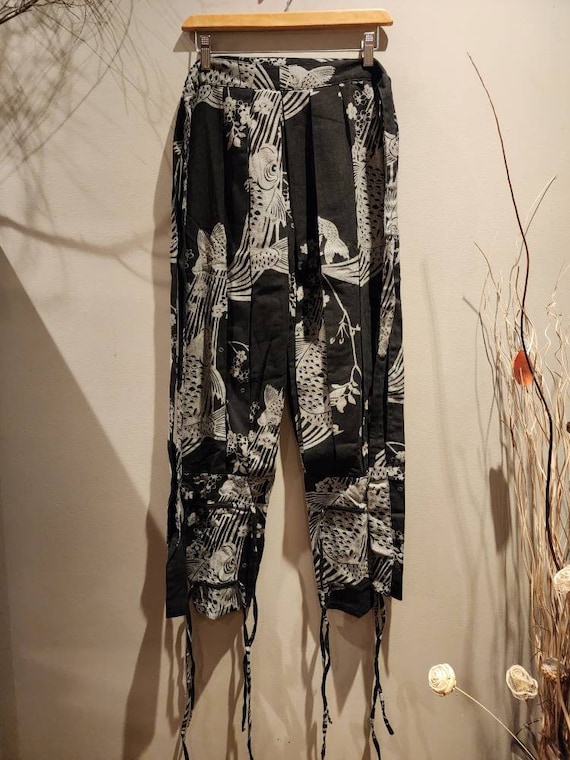 Sakura Koi Tattsuke Bakama, Black Samurai Pants - Etsy
