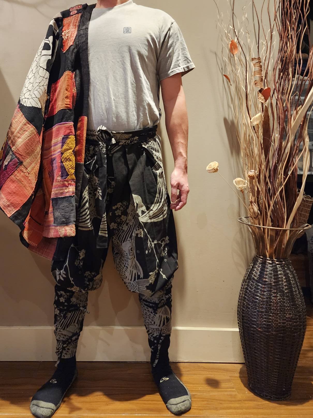 Sakura Koi Tattsuke Bakama, Black Samurai Pants - Etsy