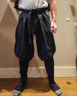 Prospectiveflow TATSUMA BLACK袴 ジョガーパンツ Black Tattsuke Bakama, Linen Samurai Pants - Etsy