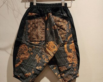 Kids samurai pants, Green Cute Koi - inseam 15 inches M size