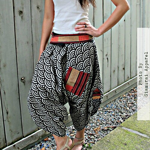 Japanese Sashiko Waves Black Waist-tied Samurai Pants - Etsy