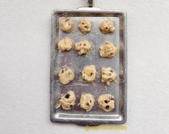 Tray of Cookie Dough Necklace, Miniature Food Jewelry, Inedible Jewelry, Kawaii Jewelry, Gifts for Her, Cookie Jewelry, Baking Jewelry, Gift
