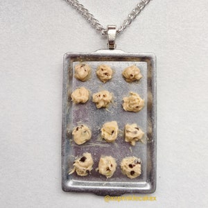 Tray of Cookie Dough Necklace, Miniature Food Jewelry, Inedible Jewelry, Kawaii Jewelry, Gifts for Her, Cookie Jewelry, Baking Jewelry, Gift