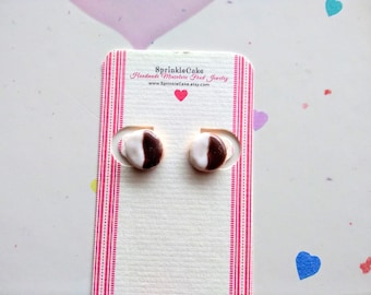 Schwarz-Weiße Keks Ohrstecker, Miniatur Essen Schmuck, Unedible Schmuck, Keks Schmuck, Zucker Keks Ohrringe, Kawaii Schmuck, Geschenk