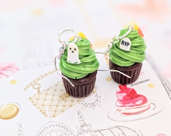 Halloween RIP Cupcake Ohrringe, Miniatur Essen Schmuck, ungenießbarer Schmuck, Halloween Ohrringe, Cupcake Schmuck, Kinder Schmuck, Kuchen Ohrringe