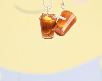 Eistee Limonade Ohrringe, Miniatur Essen Schmuck, ungenießbar Schmuck, trinken Schmuck, Geschenk für Feinschmecker, Eistee Schmuck