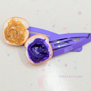 Erdnussbutter und Jelly Haarspangen, Miniatur Lebensmittel Schmuck, Sandwich Haarspange, ungenießbarer Schmuck, Lebensmittel Haarschmuck, Geschenk für Foodie