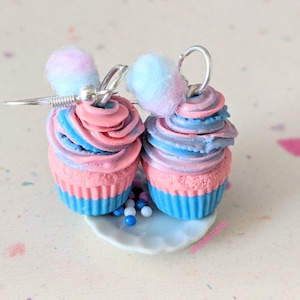 Zuckerwatte Cupcake Ohrringe, Miniatur Essen Schmuck, Ungenießbarer Schmuck, Cupcake Ohrringe, Cupcake Schmuck, Geschenke für Foodies, Kinderschmuck